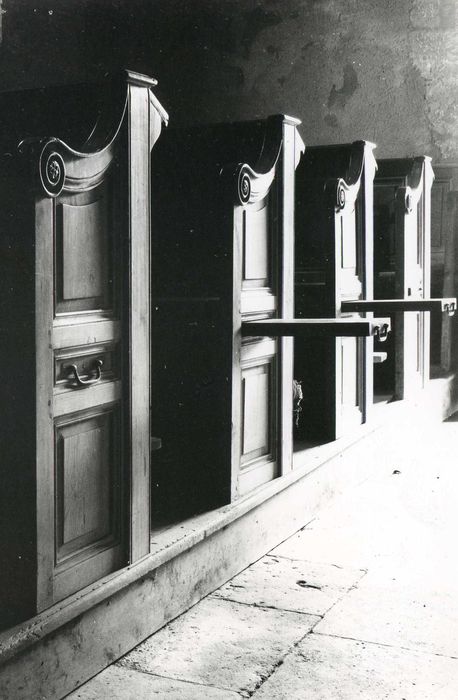 bancs de fidèles
