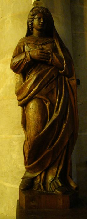 Statue : Sainte dite autrefois Vierge