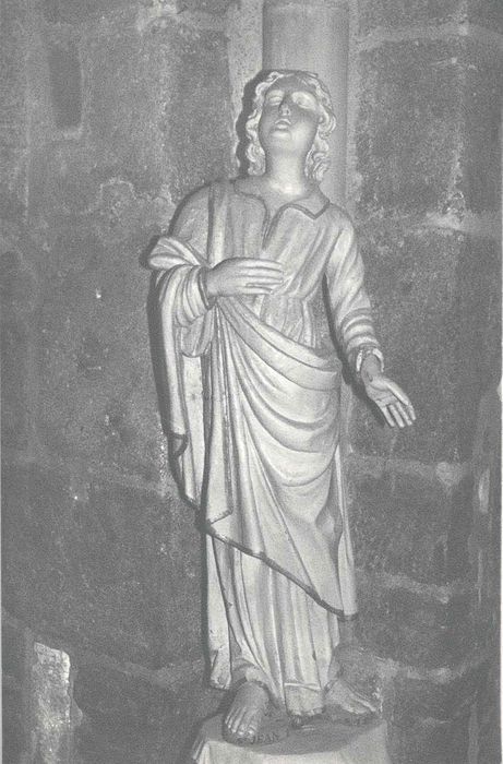 statue : Saint Jean évangéliste