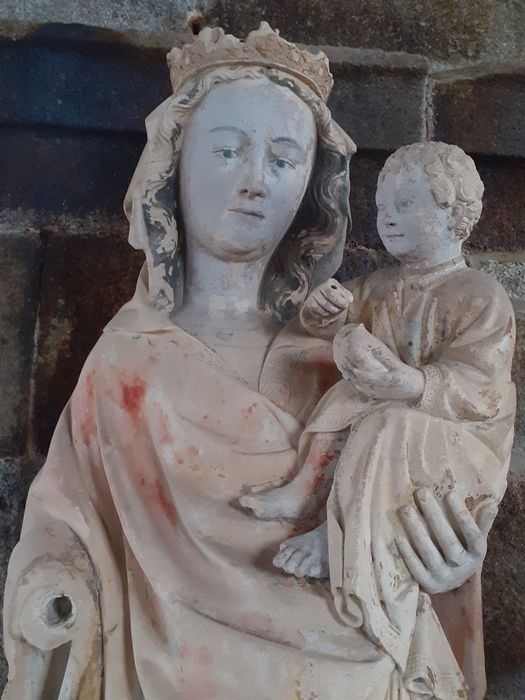 statue : Vierge à l'Enfant, vue partielle
