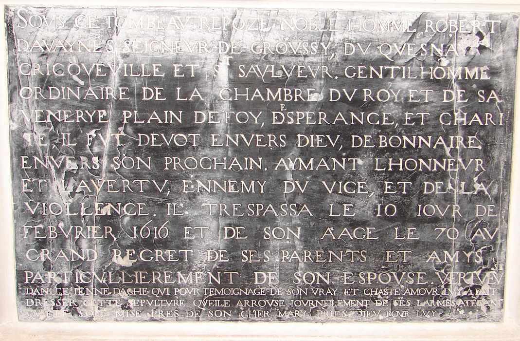 monument sépulcral de Robert d'Aveynes et de sa femme Jeanne Dasche, détail de l’inscription