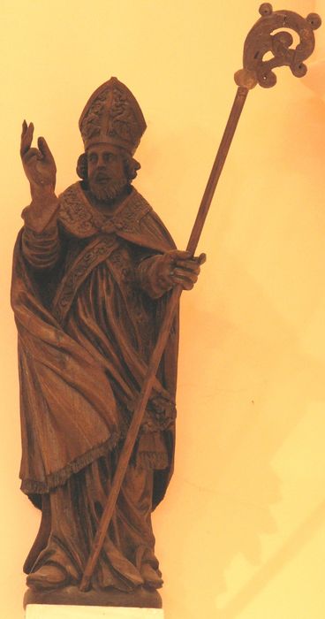 statue : Saint évêque