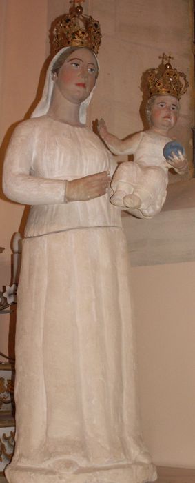 statue : Vierge à l'Enfant