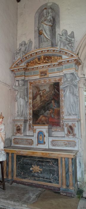 autel, retable, tableau : Annonciation (l’), statue : Vierge à l’Enfant