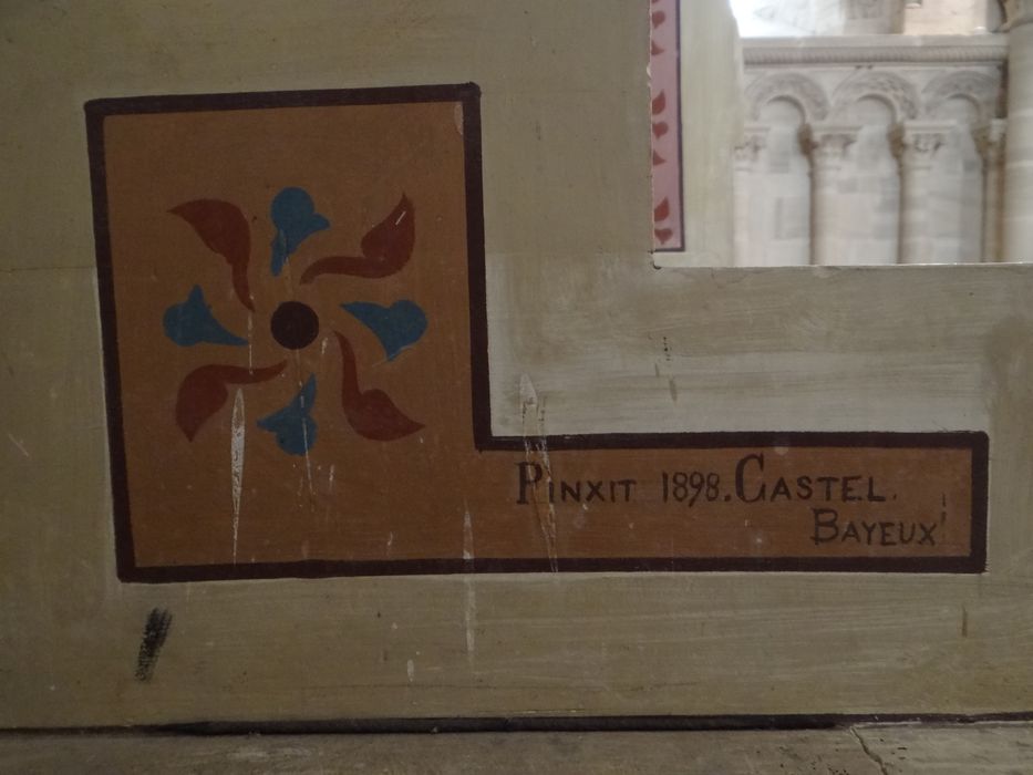 maître-autel, bas-relief : Christ et Tétramorphe, détail de la signature