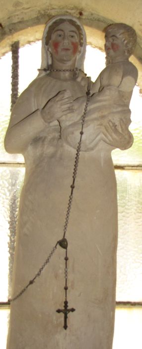 statue : Vierge à l'Enfant