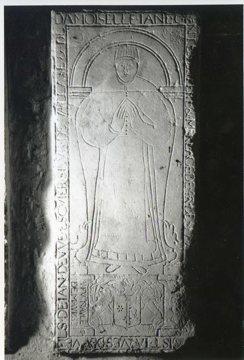 dalle funéraire de Jacques Deuve