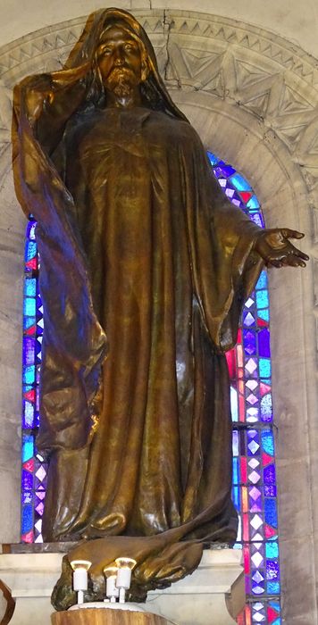 Statue : Christ ressuscité