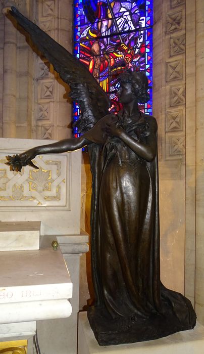 Deux statues : Anges