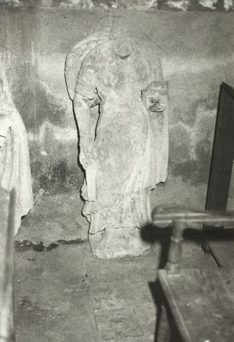 statue : Saint non identifié