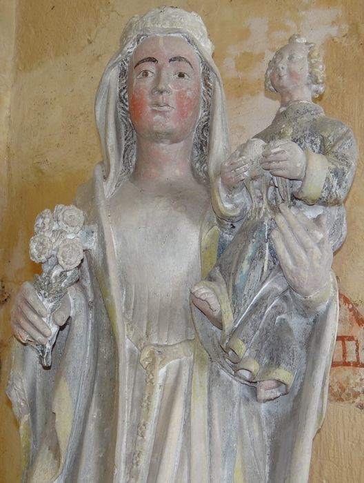 statue : Vierge à l'Enfant, vue partielle