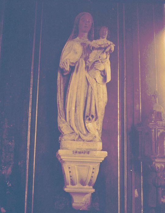 Statue : Vierge à l'Enfant