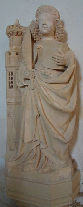 statue : Sainte Barbe