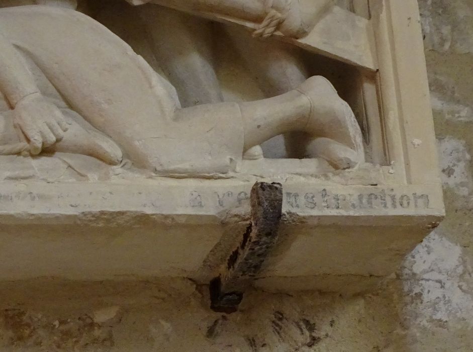 haut-relief : Martyre de saint André, détail de l’inscription