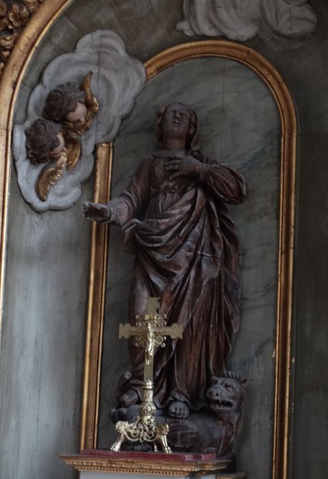 statue : Sainte Marguerite (?)