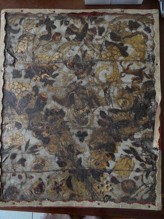 carreau de cuir doré (antependium)