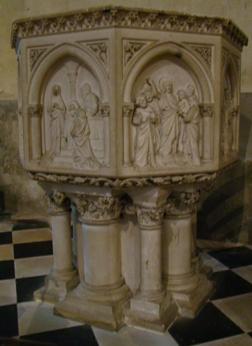fonts baptismaux
