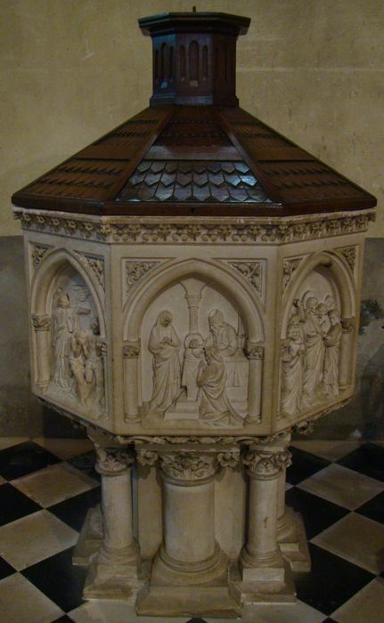 fonts baptismaux