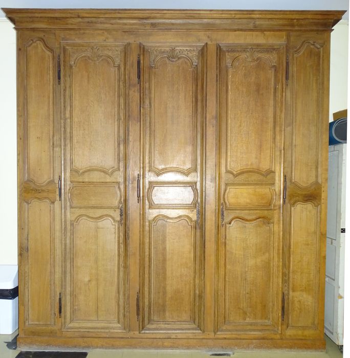 Armoire