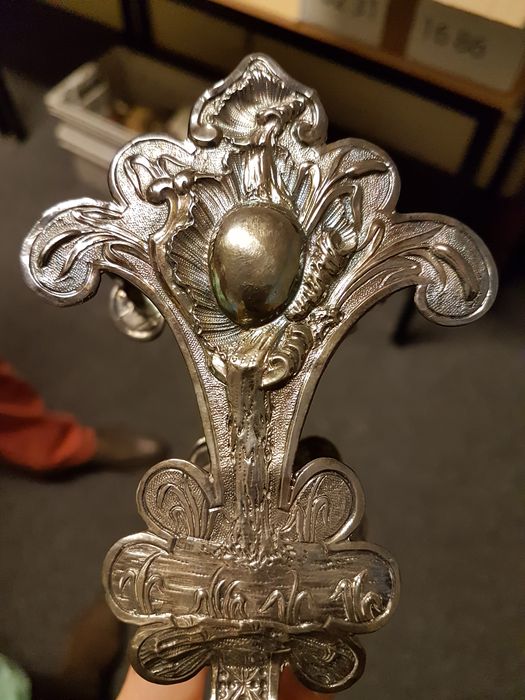 salière baptismale, détail