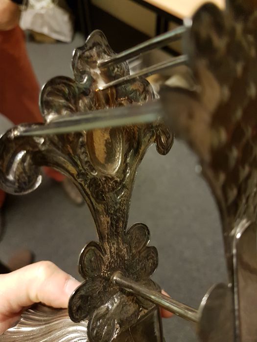 salière baptismale, détail