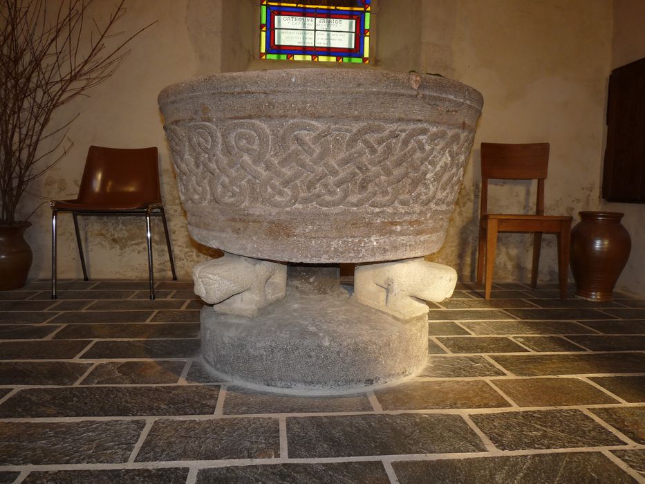 fonts baptismaux