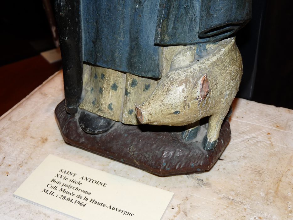 groupe sculpté : saint Antoine, détail