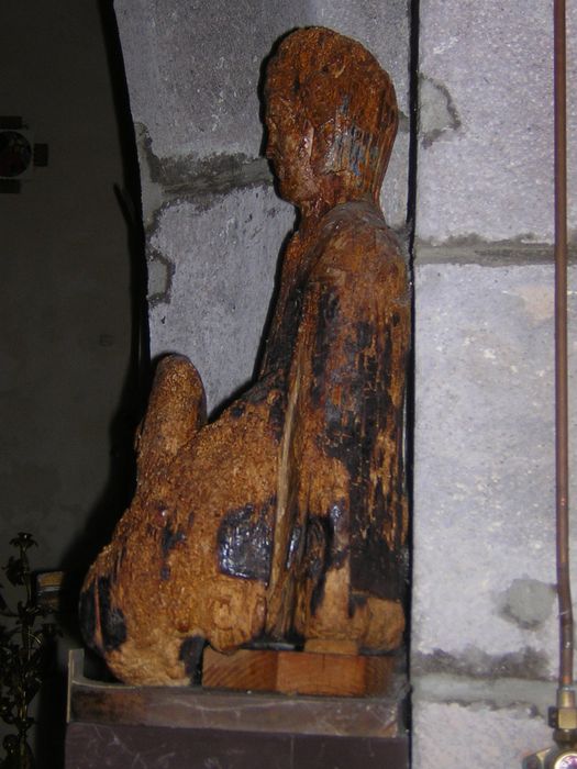 groupe sculpté : Vierge en majesté, profil gauche