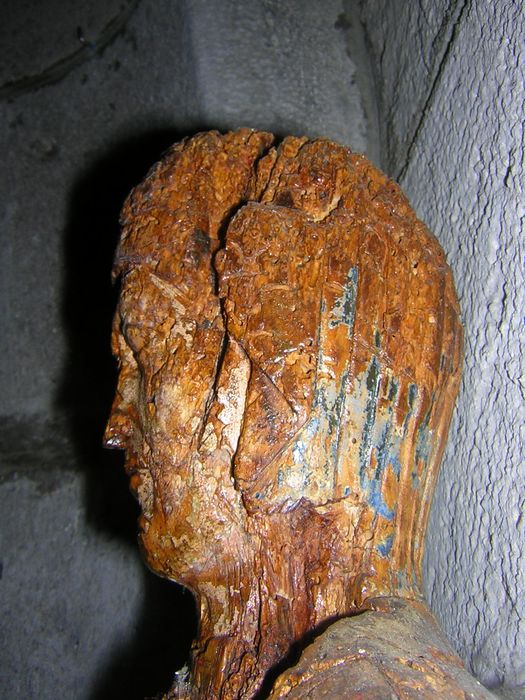 groupe sculpté : Vierge en majesté, détail