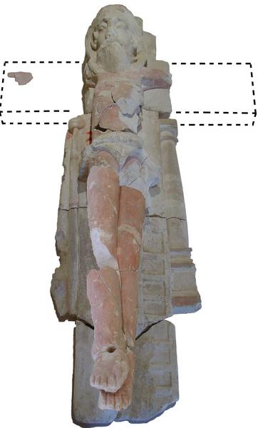 statue : Christ en croix, vue générale