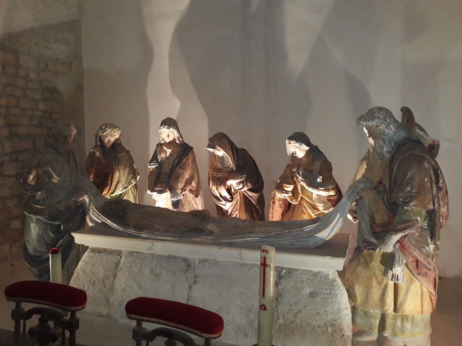 groupe sculpté : Mise au tombeau