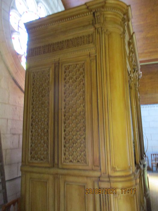 orgue de tribune, vue partielle - © Ministère de la Culture (France), Conservation des antiquités et des objets d’art de Charente-Maritime – Tous droits réservés 