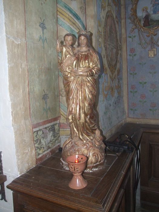 statue : Vierge à l'Enfant