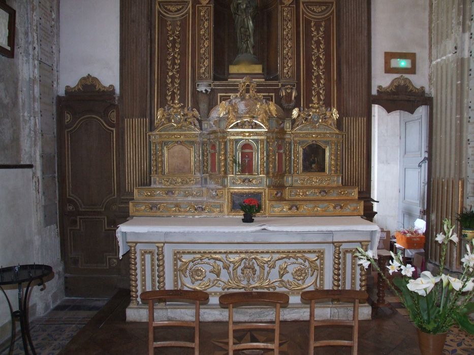 autel, tabernacle - © Ministère de la Culture (France), Conservation des antiquités et des objets d’art de Charente-Maritime – Tous droits réservés 