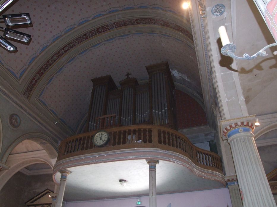 orgue de tribune - © Ministère de la Culture (France), Conservation des antiquités et des objets d’art de Charente-Maritime – Tous droits réservés 