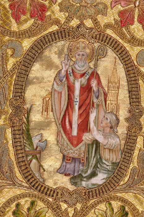 chasuble, médaillon saint Eutrope, face arrière