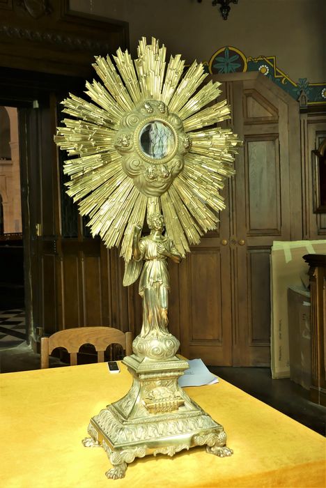 ostensoir - © Ministère de la Culture (France), Conservation des antiquités et des objets d’art de Charente-Maritime – Tous droits réservés 