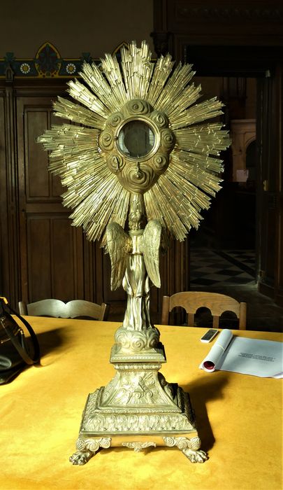 ostensoir, face arrière - © Ministère de la Culture (France), Conservation des antiquités et des objets d’art de Charente-Maritime – Tous droits réservés 