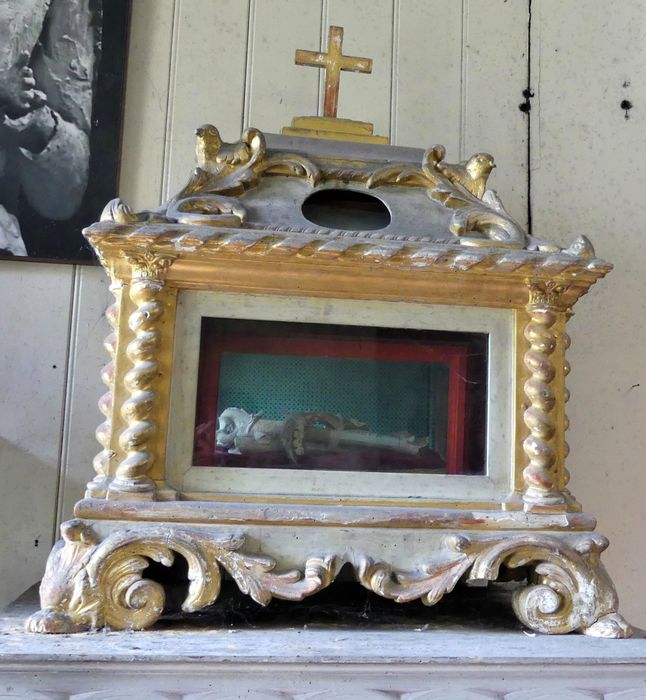 reliquaire 1 - © Ministère de la Culture (France), Conservation des antiquités et des objets d’art de Charente-Maritime – Tous droits réservés 