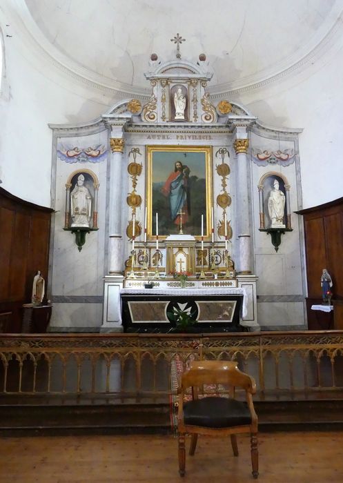 autel (maître-autel), tabernacle, retable, lambris de revêtement
