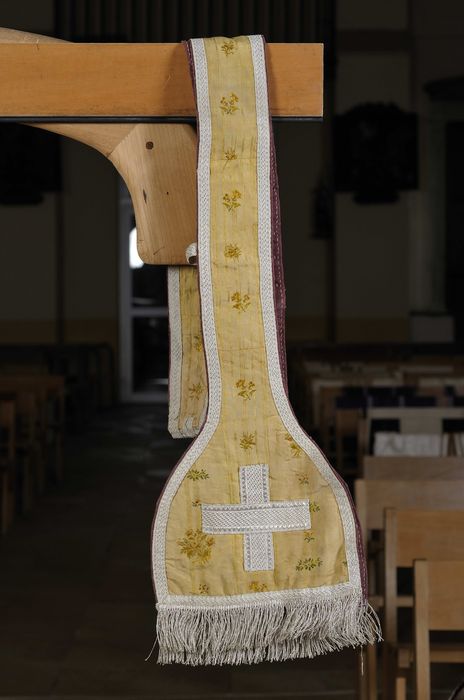 ornement liturgique : Etole - © Ministère de la Culture (France), Conservation des antiquités et des objets d'art du Cher, tous droits réservés 