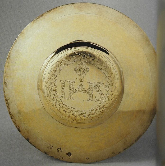 patène, détail - © Ministère de la Culture (France), Conservation des antiquités et des objets d'art du Cher, tous droits réservés 