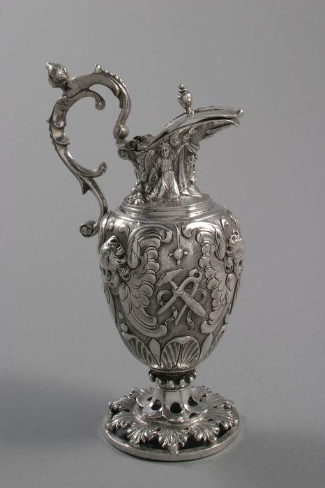 burette - © Ministère de la Culture (France), Conservation des antiquités et des objets d'art du Cher, tous droits réservés 