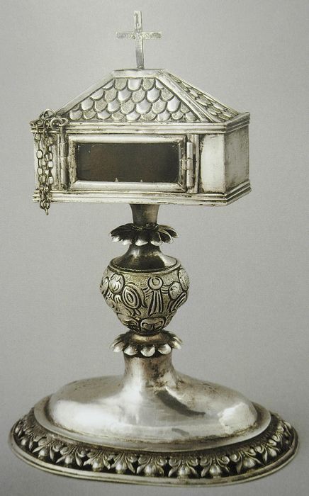 reliquaire-monstrance de sainte Catherine - © Ministère de la Culture (France), Conservation des antiquités et des objets d'art du Cher, tous droits réservés 