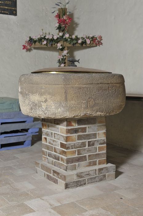 Cuve des fonts baptismaux