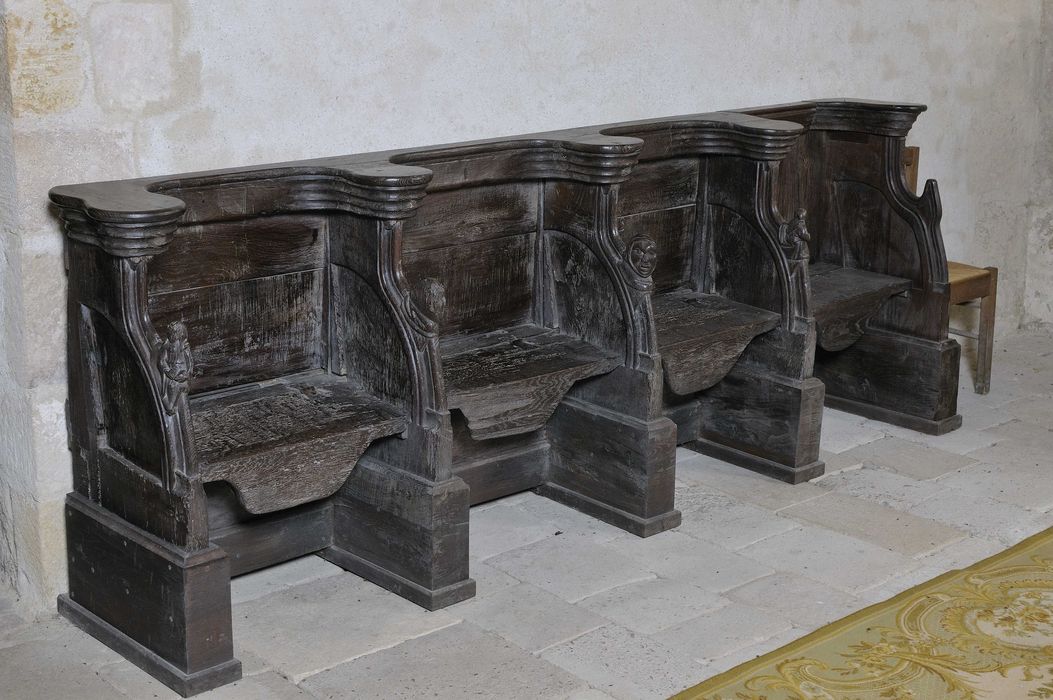 stalles - © Ministère de la Culture (France), Conservation des antiquités et des objets d'art du Cher – Tous droits réservés 