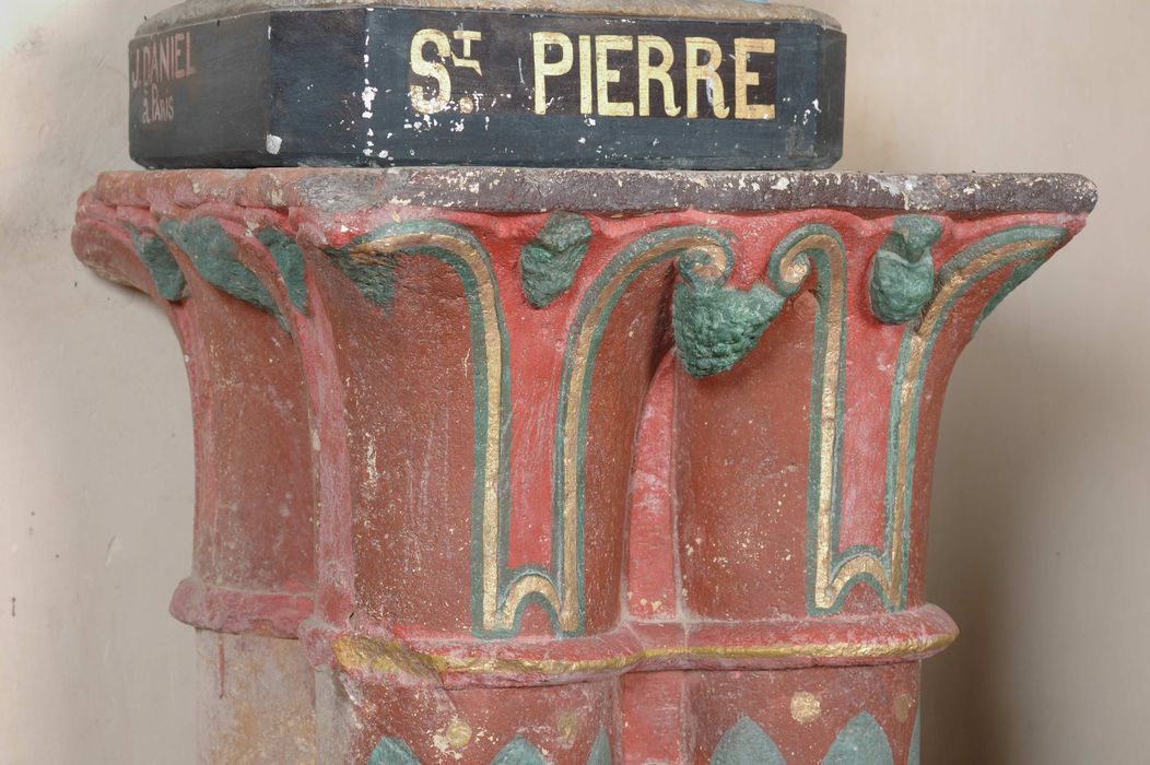 pilier, vue partielle
