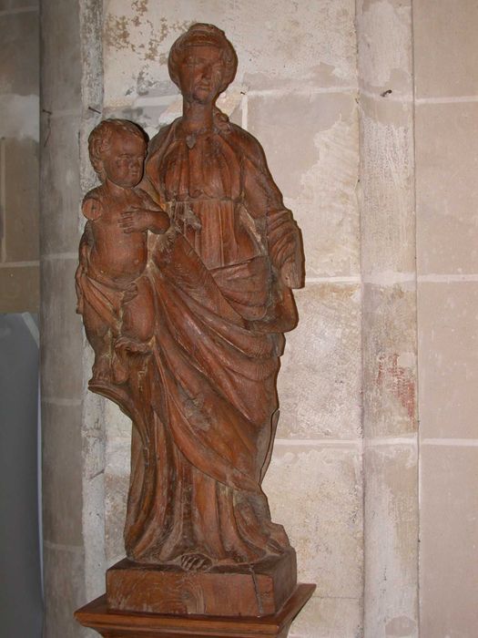 statue : Vierge à l'Enfant