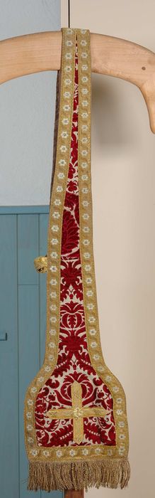 Étole pastorale n° 2, vue générale - © Ministère de la Culture (France), Conservation des antiquités et des objets d'art du Cher, tous droits réservés 