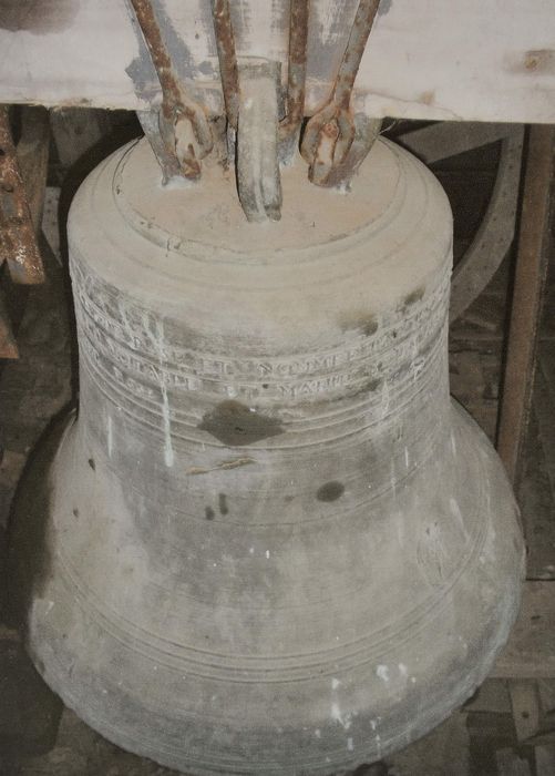 Cloche - © Ministère de la Culture (France), Conservation des antiquités et des objets d'art du Cher, tous droits réservés 